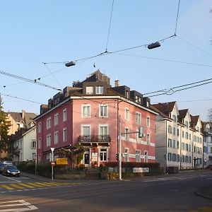 Swiss Star California - Self Check-In